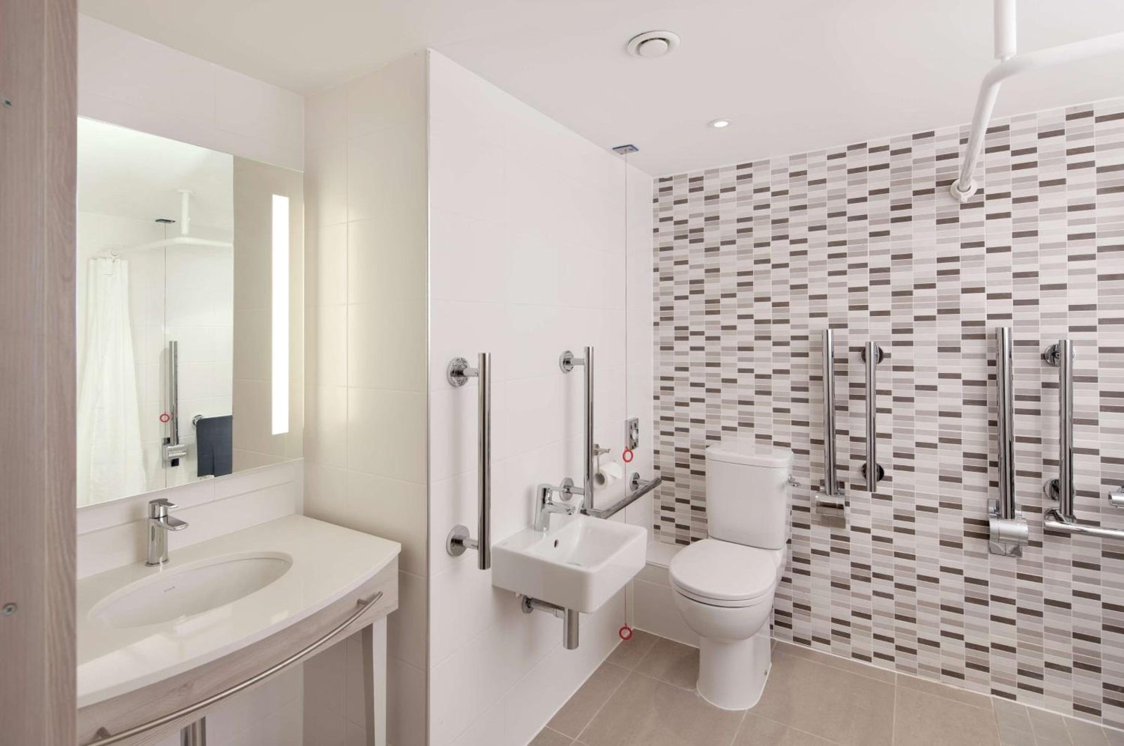 Hampton By Hilton Leeds City Centre — photo 4