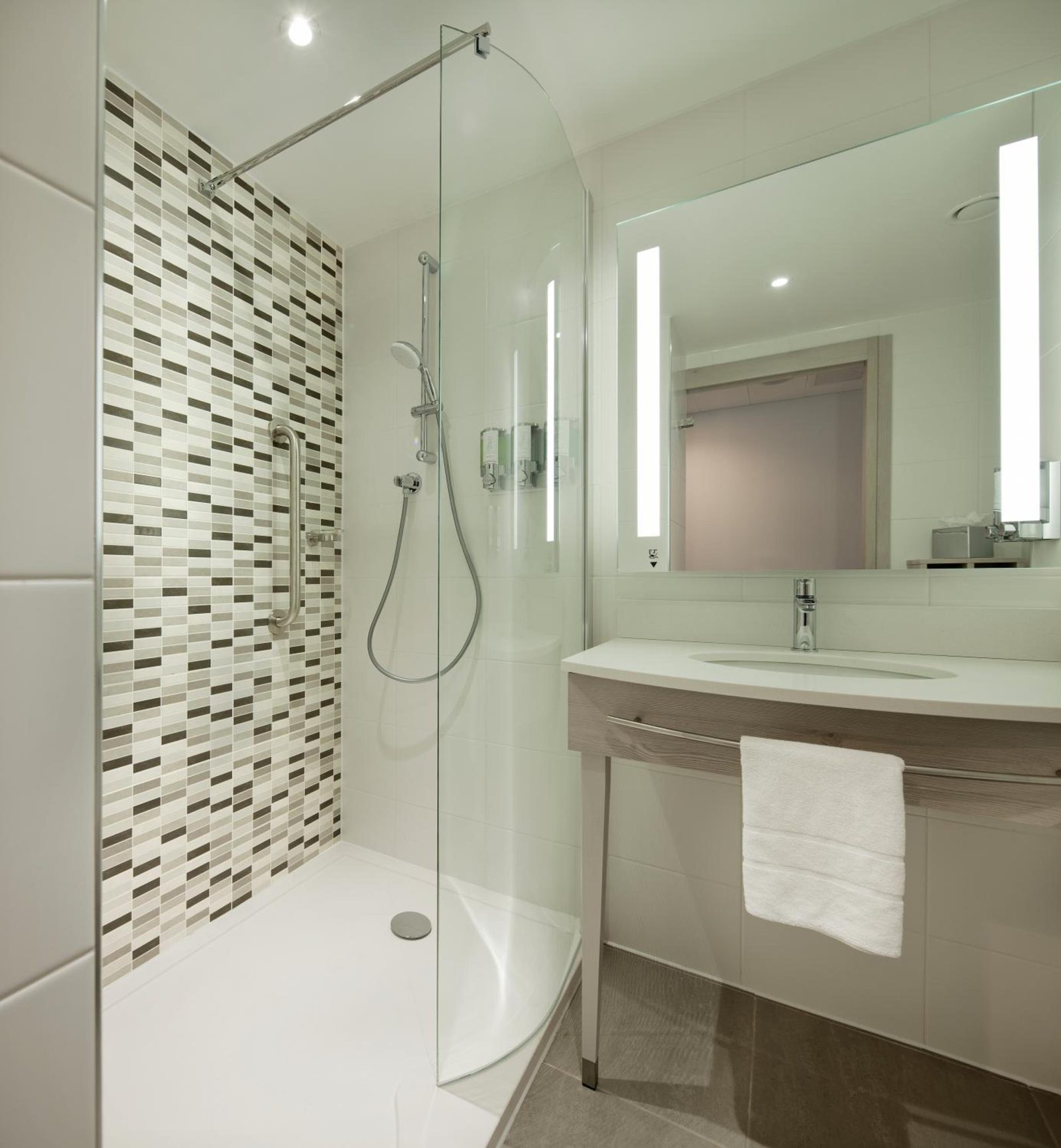 Hampton By Hilton Leeds City Centre — photo 3
