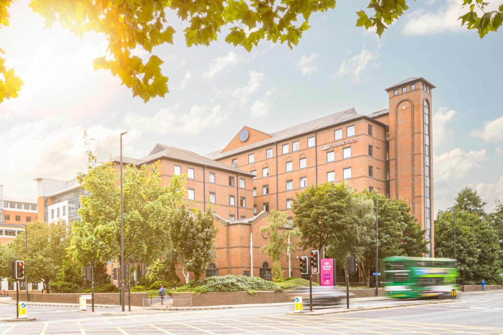 Crowne Plaza Leeds by IHG — photo 2