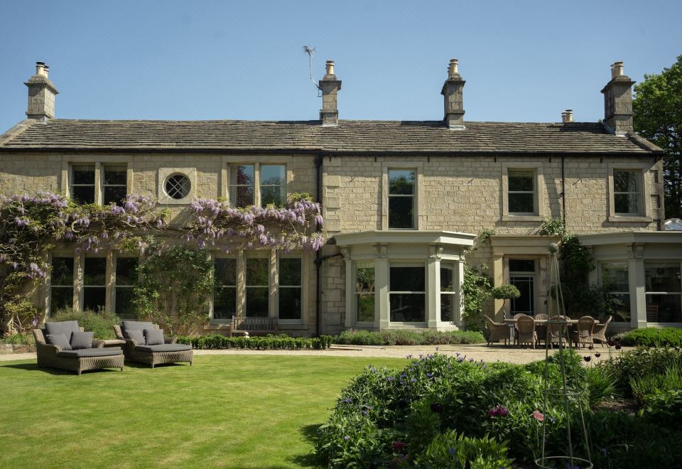 Outwood House